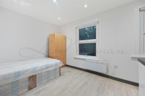 House share to rent, Dafforne Road, Balham, SW17