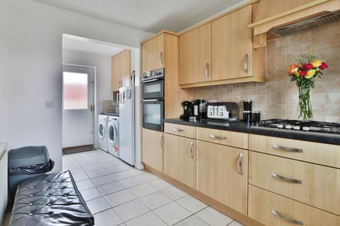 3 Pasture Close, Withernsea, HU19 2EX