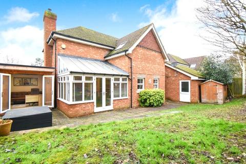 4 bedroom detached house for sale, Holt Lane, Hook RG27