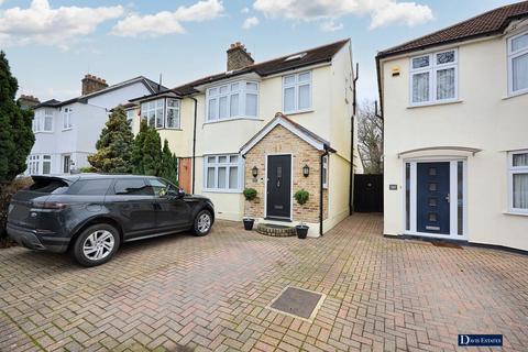 4 bedroom semi-detached house for sale, Osborne Road, Hornchurch, RM11