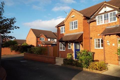 3 bedroom end of terrace house to rent, Arran Place, Worcester WR5