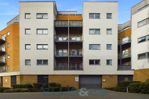 2 bedroom apartment for sale, Sovereign Way, Tonbridge, Kent, TN9
