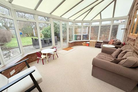 39 Burman Road, Shirley, Solihull, B90 2BG