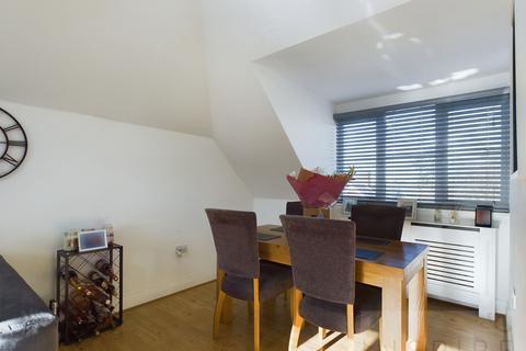 1 bedroom flat for sale, Brewer Road, Crawley RH10