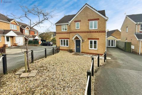 4 bedroom detached house for sale, Hill Court, Broadlands, Bridgend County. CF31 5BX