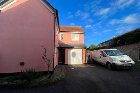 3 bedroom detached house to rent, SEXTONS MEADOW, BURY ST EDMUNDS IP33