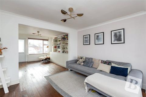 7 Berkeley Close, Hornchurch, RM11 3QB