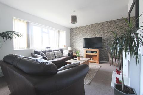 2 bedroom flat for sale, Grace Walk, Deal, CT14