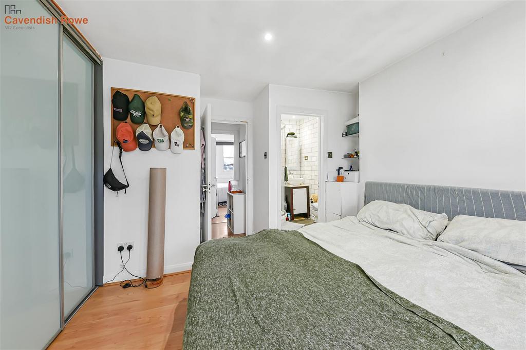Bedroom 1.2.jpg