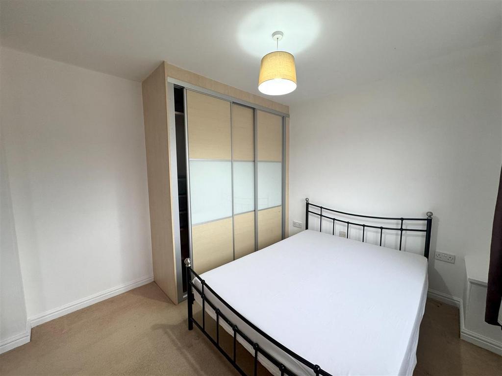 Bedroom One.jpg