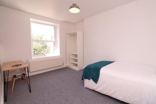 Regent-street-la1-1sq-964228