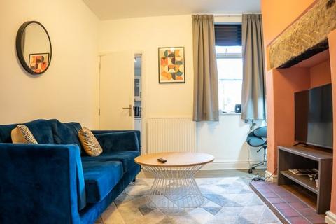 3 bedroom house share to rent, Newsham Road