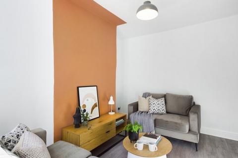6 bedroom house share to rent, Deramore Street
