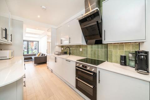 2 bedroom flat to rent, Rastell Avenue, London SW2