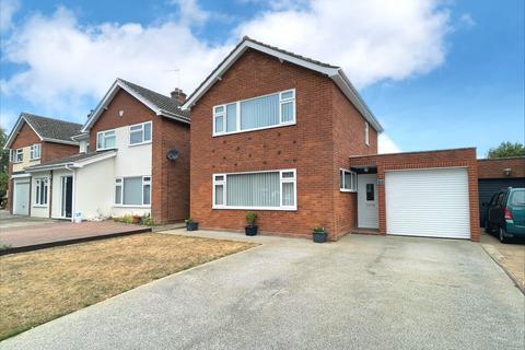 3 bedroom detached house for sale, St. Peters Close, Henley, Ipswich, IP6