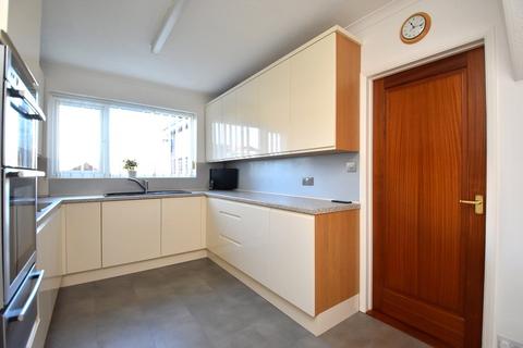 3 bedroom detached house for sale, St. Peters Close, Henley, Ipswich, IP6