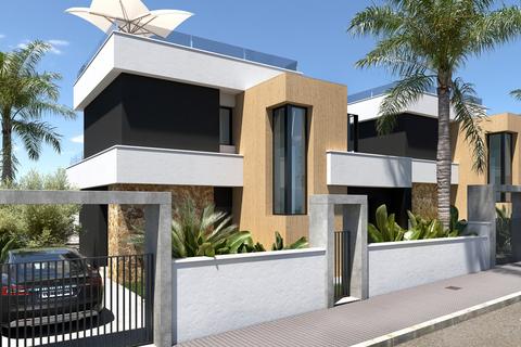 3 bedroom villa, Av. Jerez de la Frontera
