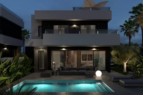 3 bedroom villa, Av. Jerez de la Frontera