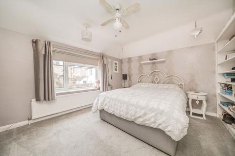 undefined, Ferguson Avenue, Surbiton KT5