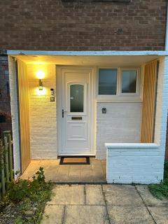 4 bedroom semi-detached house for sale, Davenham Close, Malvern