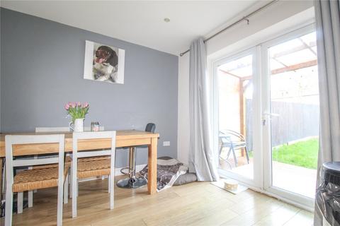 4 Rodway Close, Trowbridge, BA14 7UQ
