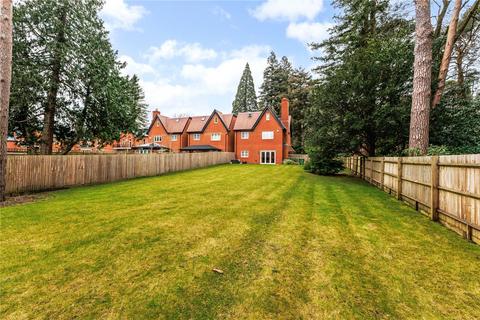 3 Seymour Drive, Ascot, SL5 8FX