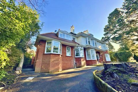 2 bedroom apartment for sale, West Overcliff Drive, Bournemouth, Dorset, BH4