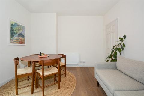 2 bedroom flat for sale, Wilmot Street, London