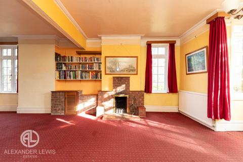 4 bedroom semi-detached house for sale, Sollershot East, Letchworth Garden City, SG6 3JN
