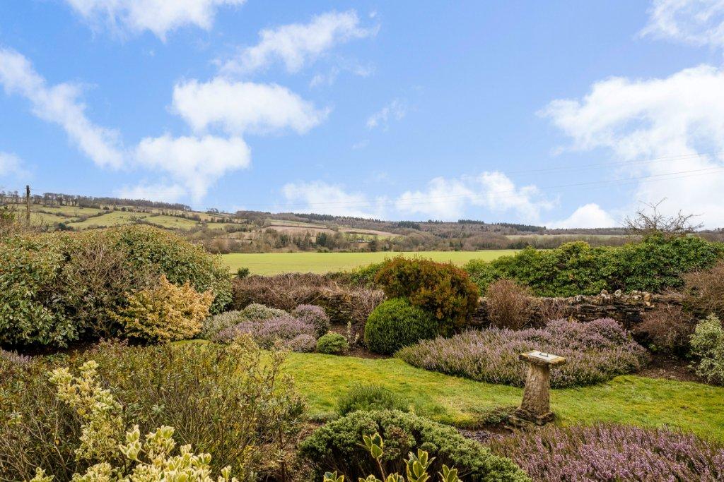 Garden &amp; Views