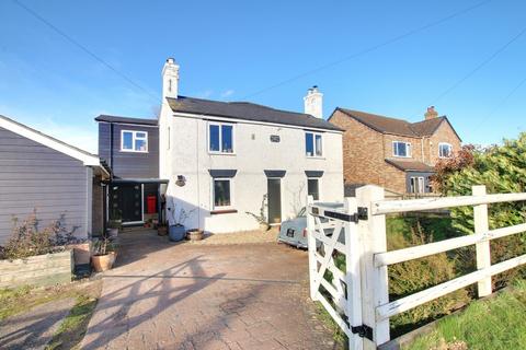 4 bedroom detached house for sale, Doddington Road, Benwick