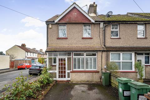 3 bedroom end of terrace house for sale, Stanley Road, Carshalton