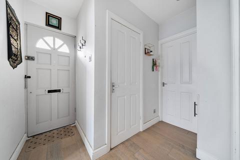 36a Wrythe Lane, Carshalton, SM5 2RN
