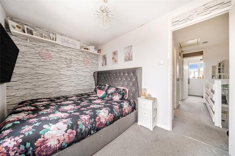 111 Apsledene, Gravesend, DA12 5EF