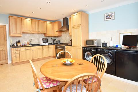 2 bedroom apartment for sale, Valley Drive, Harrogate