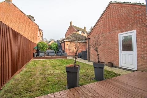 4 bedroom semi-detached house for sale, Malsbury Avenue, Scraptoft