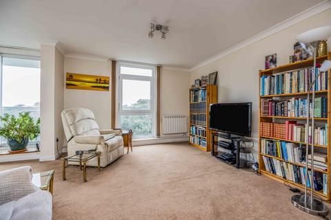 3 bedroom apartment for sale, Westcliff Road, Bournemouth