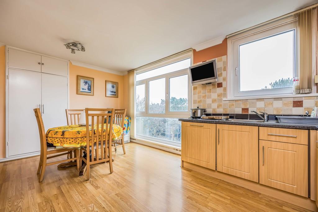 102 Admirals Walk, Westbourne-Small-Portico Marketi