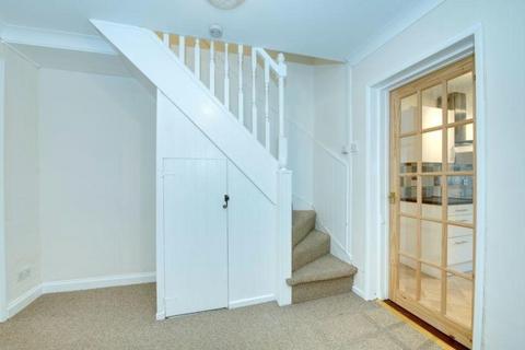 2 bedroom terraced house to rent, Peckham Street, Bury St Edmunds IP33