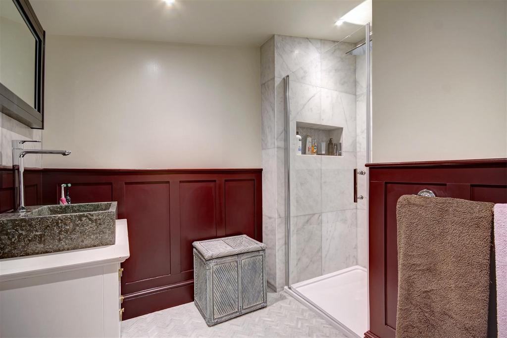Anne Ensuite