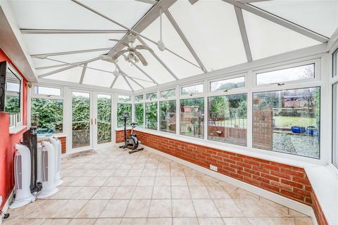 203 Chastilian Road, Crayford, Dartford, DA1 3LW