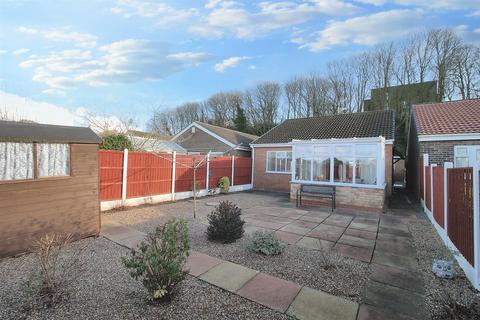 2 bedroom detached bungalow for sale, Wickstead Close, Woodthorpe, Nottingham