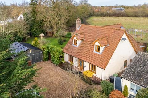 5 bedroom detached house for sale, Shelfanger