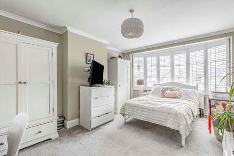 88 Elmbridge Avenue, Surbiton, KT5 9HA