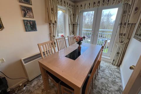2 bedroom apartment for sale, Swallows Court, Spalding