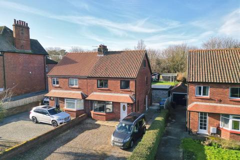 4 bedroom semi-detached house for sale, 35 Prospect Hill, Whitby