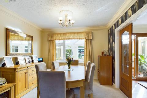50 Streetly Crescent, Sutton Coldfield, B74 4PZ