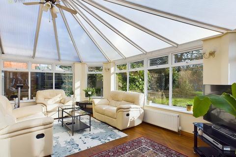 50 Streetly Crescent, Sutton Coldfield, B74 4PZ
