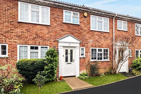 3 bedroom terraced house for sale, Hanover Court, Surrey GU22