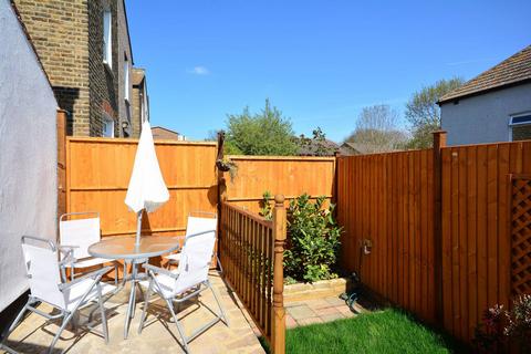 1 bedroom maisonette for sale, Lincoln Road, South Norwood, London, SE25